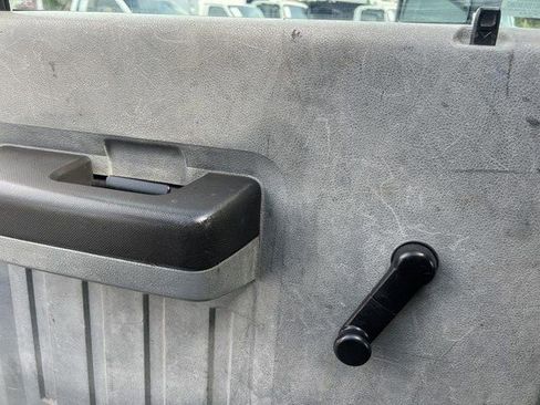 Used 2013 Ford F450 XL w/ Snow Plow Prep Pkg image 30