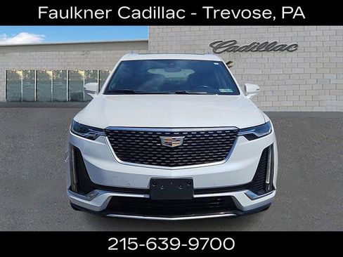 Used 2020 Cadillac XT6 Premium Luxury AWD/4WD image 2