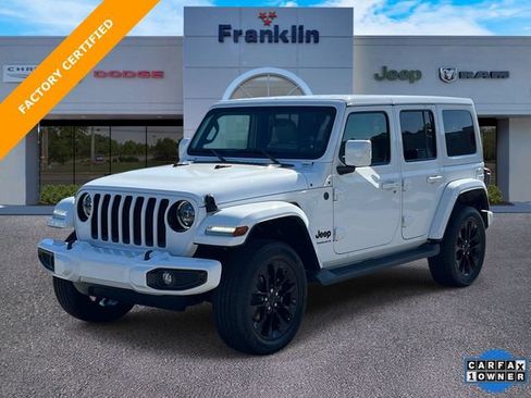 Used 2023 Jeep Wrangler Unlimited Sahara AWD/4WD image 9
