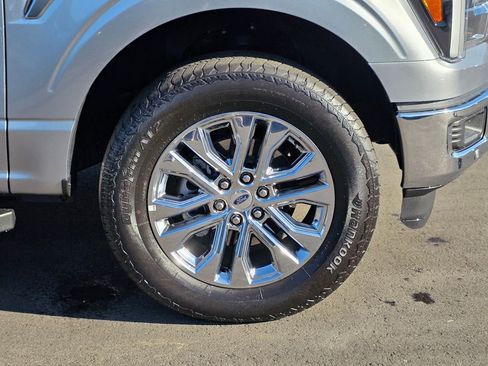 Used 2025 Ford F150 Lariat w/ Equipment Group 501A Mid image 8