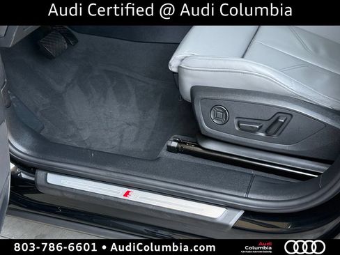 Certified 2024 Audi Q3 2.0T Premium Plus w/ Premium Plus Package AWD/4WD image 23