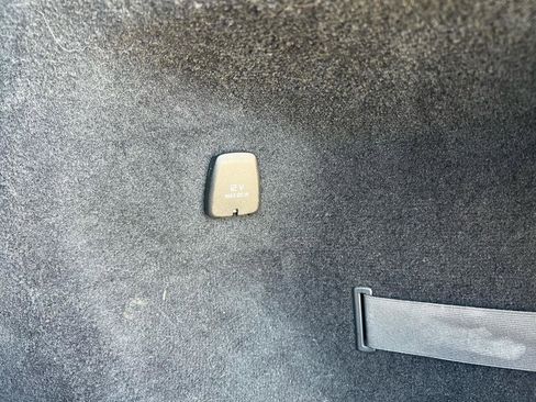 Used 2018 Volvo XC90 T5 Momentum w/ Convenience Package image 38