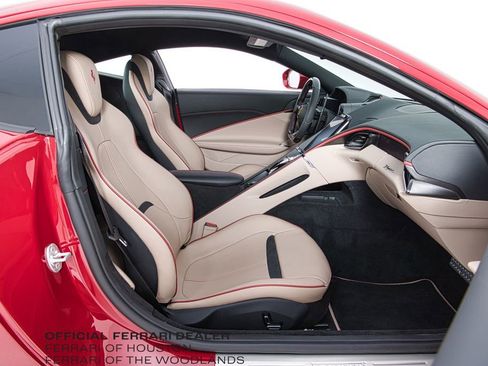 Used 2023 Ferrari Roma image 13