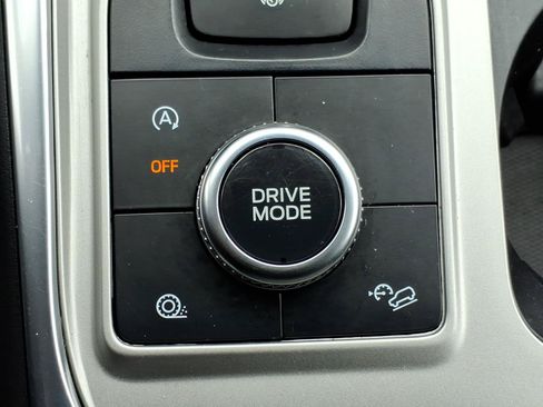 Certified 2024 Ford Explorer XLT w/ Equipment Group 202A AWD/4WD image 22