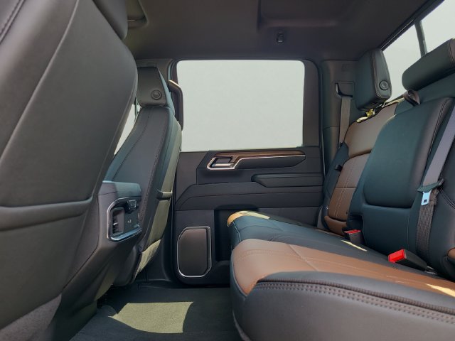 New 2026 Chevrolet Silverado 2500 High Country w/ Technology Package AWD/4WD image 10