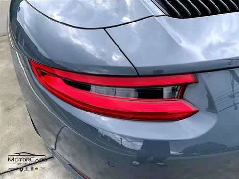 Used 2017 Porsche 911 Carrera image 24
