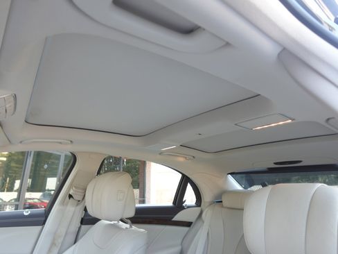 Used 2015 Mercedes-Benz S 550 Sedan image 13