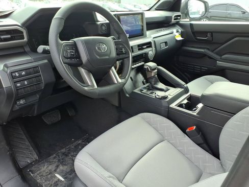 New 2026 Toyota Tacoma SR5 AWD/4WD image 9