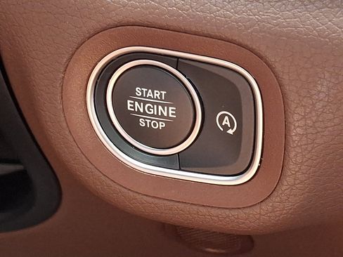 Certified 2026 Mercedes-Benz GLE 350 4MATIC image 25