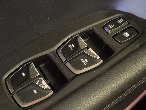 Used 2017 Hyundai Santa Fe Sport w/ 2.4L Tech Package 04 image 27