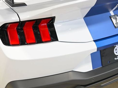 Used 2025 Ford Mustang GT Premium w/ GT Performance Package image 11