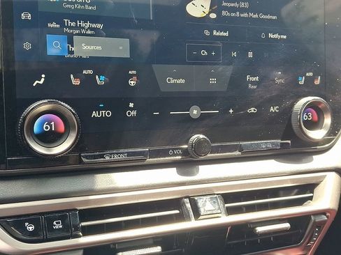 Certified 2023 Lexus RX 500h F Sport w/ Cold Area Package AWD/4WD image 17