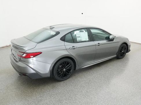 New 2026 Toyota Camry SE image 9