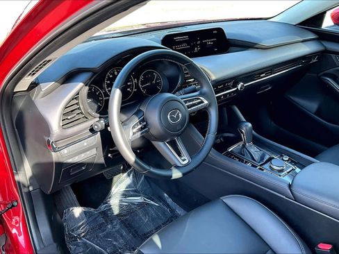 Used 2023 MAZDA MAZDA3 s image 18