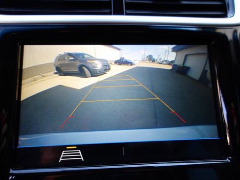 Used 2019 Chevrolet Sonic LT w/ Convenience Package FWD image 44
