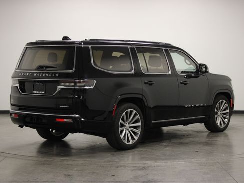 Used 2023 Jeep Grand Wagoneer Series II RWD image 8