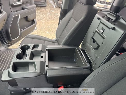 Used 2025 Chevrolet Silverado 1500 LT AWD/4WD image 31