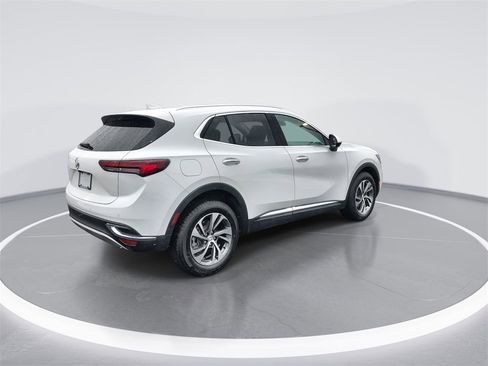 Used 2023 Buick Envision Essence image 8