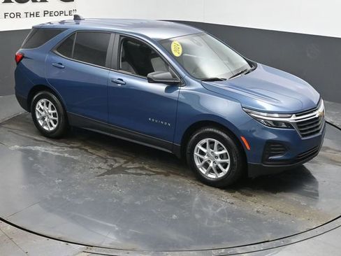 Used 2024 Chevrolet Equinox LS w/ LS Convenience Package image 47