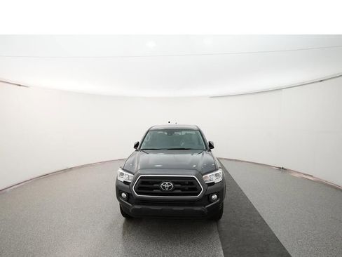 Used 2022 Toyota Tacoma SR5 image 16