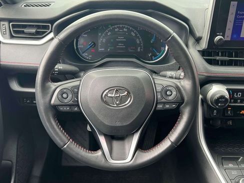 Used 2023 Toyota RAV4 SE w/ Weather & Moonroof Package AWD/4WD image 18