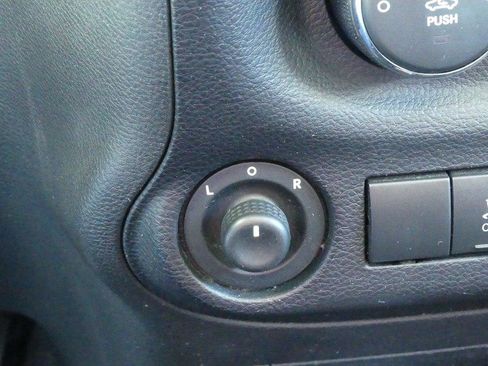 Used 2014 Jeep Wrangler Unlimited Sport w/ Quick Order Package 24S AWD/4WD image 20