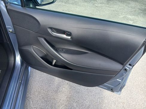 Used 2020 Toyota Corolla LE FWD image 16