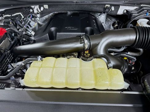 Used 2019 Ford F150 Lariat image 36