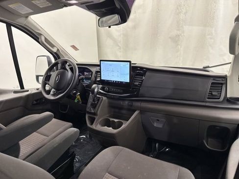 Used 2023 Ford Transit 350 XLT RWD image 12