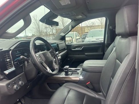 Used 2023 Chevrolet Silverado 1500 LT Trail Boss w/ LT Trail Boss Premium Package image 10