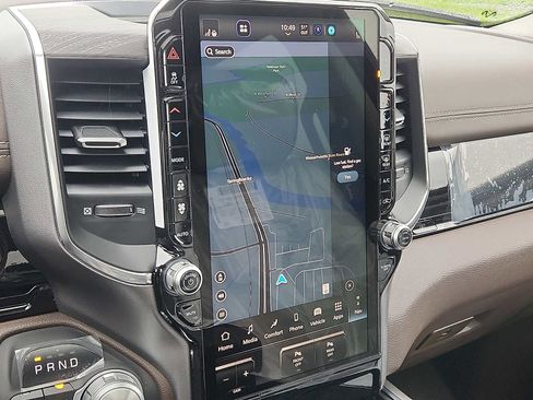 New 2026 RAM 1500 Laramie AWD/4WD image 12