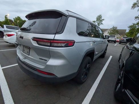 Used 2022 Jeep Grand Cherokee L Limited w/ Luxury Tech Group II image 6