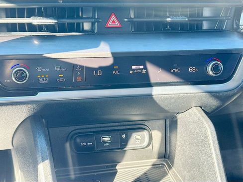 Certified 2024 Kia Sportage EX FWD image 16