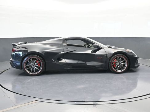 Used 2023 Chevrolet Corvette Stingray Premium Conv w/ Z51 Performance Package image 7