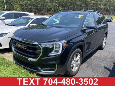 Used 2023 GMC Terrain SLE w/ Driver Convenience Package FWD image 1