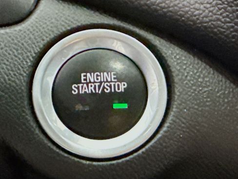 Used 2022 Chevrolet Equinox LT image 21