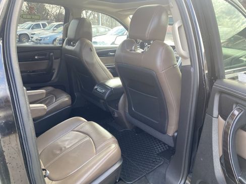 Used 2016 GMC Acadia SLT w/ Premium Edition image 18