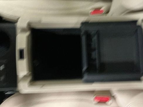 Used 2019 Subaru Outback 2.5i Premium image 25