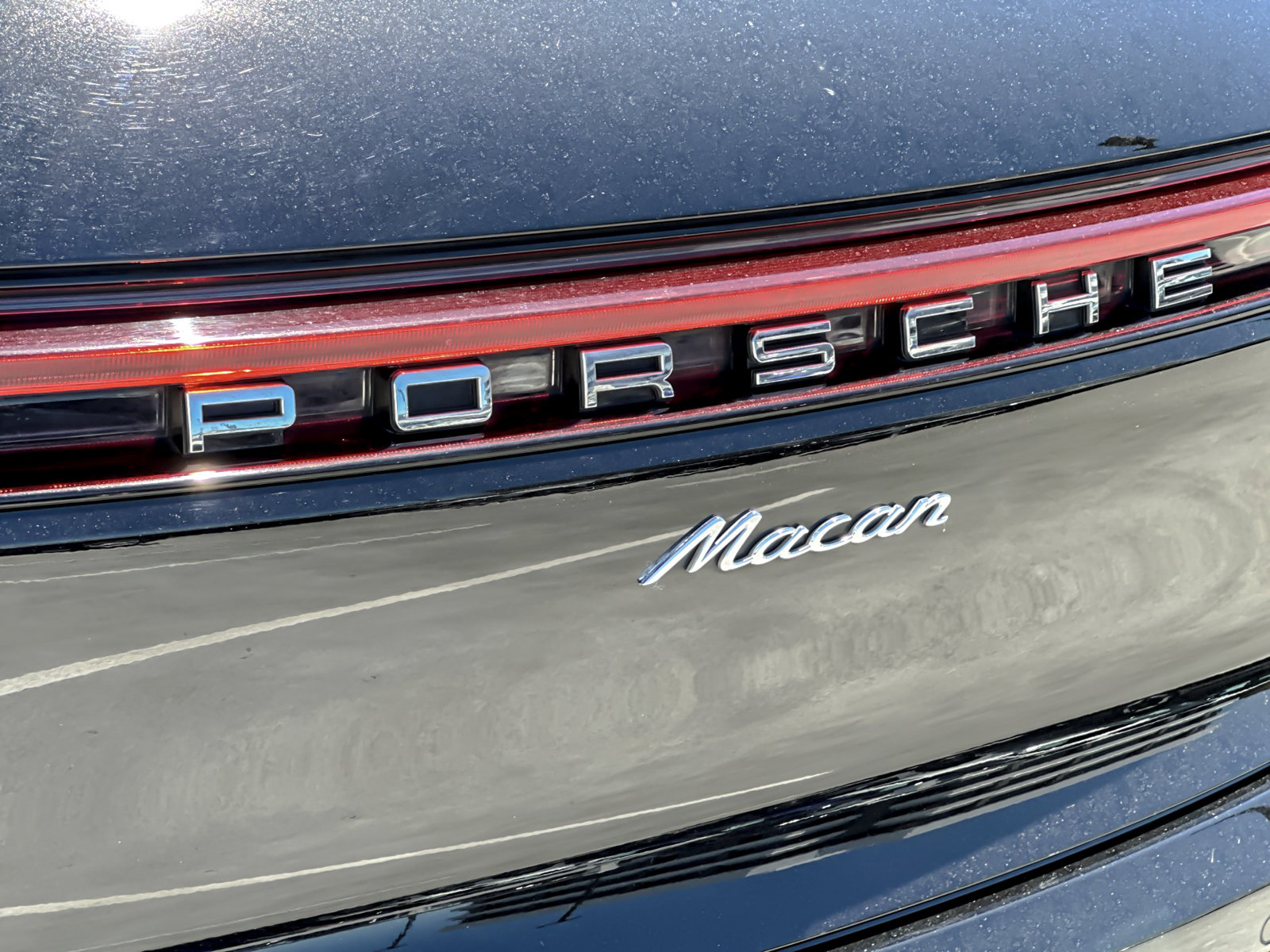 Used 2023 Porsche Macan AWD/4WD image 25
