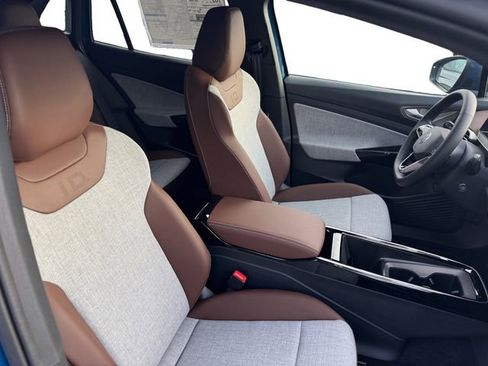 New 2025 Volkswagen ID.4 Pro AWD/4WD image 21