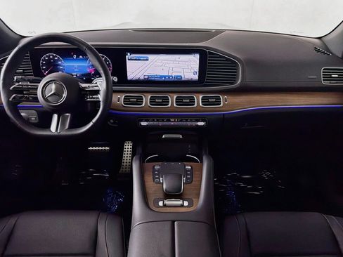 Certified 2025 Mercedes-Benz GLS 450 4MATIC w/ AMG Line Exterior image 6