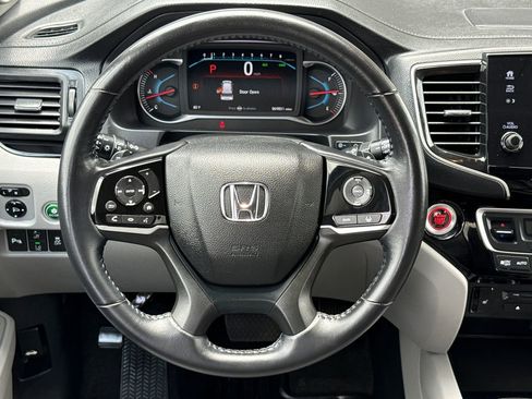 Used 2022 Honda Pilot Touring image 15
