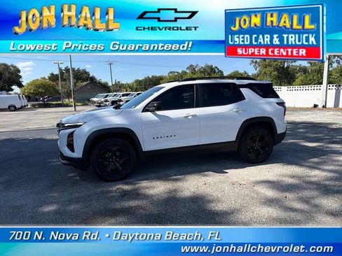 Used 2025 Chevrolet Equinox LT w/ Convenience Package II FWD image 3