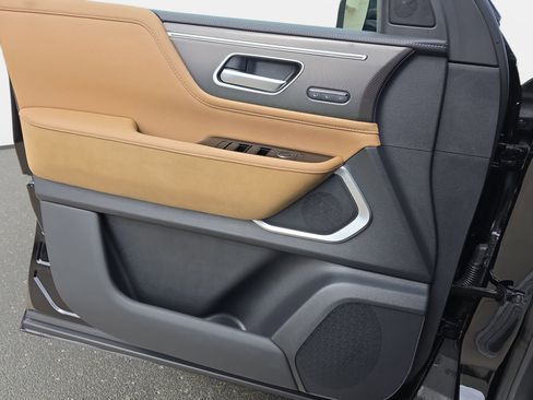 New 2026 INFINITI QX80 Luxe RWD image 26