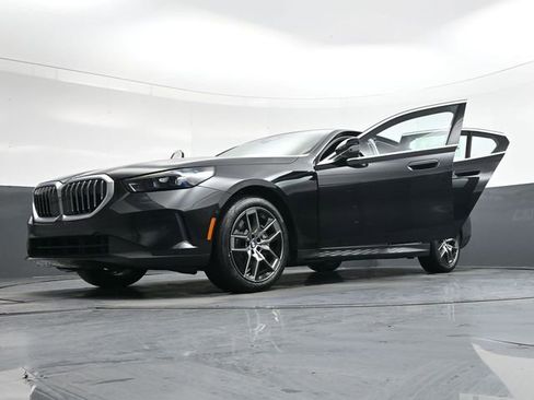 New 2026 BMW 540i xDrive w/ Premium Package AWD/4WD image 45