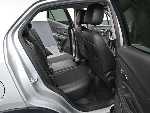 Used 2017 Buick Encore Preferred FWD image 31