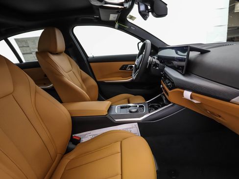 New 2026 BMW 330i xDrive Sedan w/ M Sport Package image 30