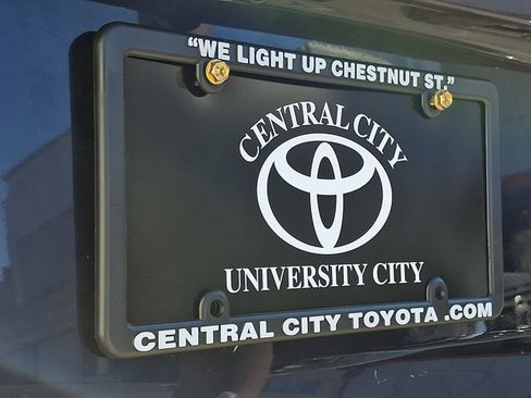 Used 2024 Toyota RAV4 XLE image 32