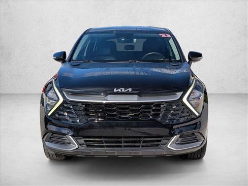 Used 2023 Kia Sportage EX FWD image 2