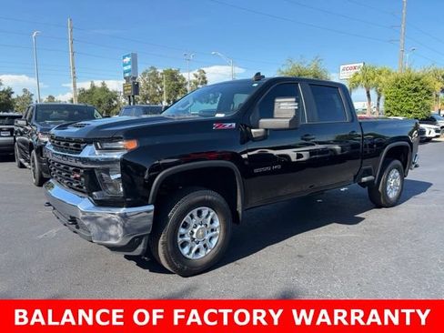 Used 2023 Chevrolet Silverado 2500 LT AWD/4WD image 3